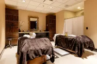 Hilton Anatole, Dallas - سبا