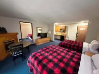 Lumberjack Inn - parking