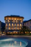 Miralago Luxury Apartments - parking