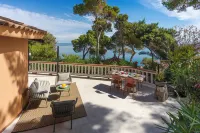 Seafront Collection - Bungalows and Villas - WiFi