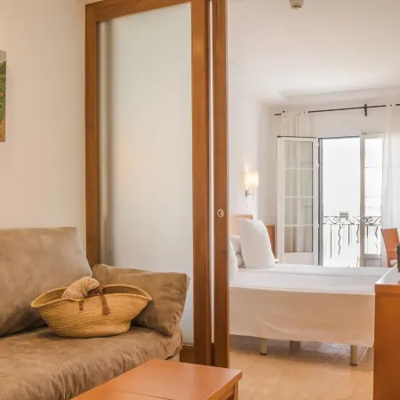 Hotel Jeni & Restaurant