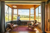 Mr & MRS Smith Hapuku Lodge & Tree Houses - Boutique