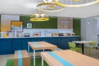 Spark by Hilton Montgomery EastChase - breakfast