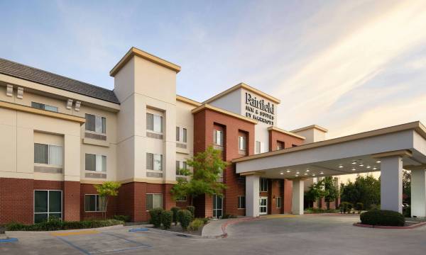 Fairfield Inn & Suites Visalia Tulare