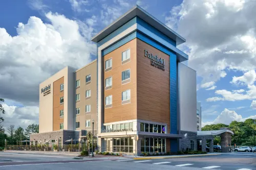 Fairfield Inn & Suites Virginia Beach Town Center - بار