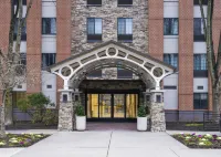 Homewood Suites by Hilton Parsippany-Troy Hills - Parkplatz
