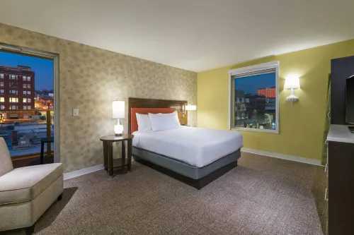Home2 Suites by Hilton - Kansas City Downtown - breakfast