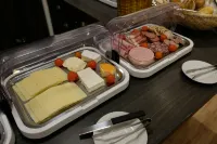 ミンクス - シティホテルズ - 朝食