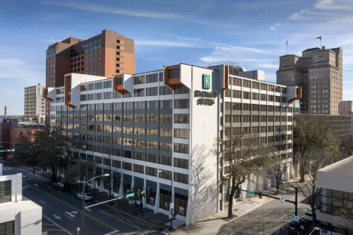 Embassy Suites by Hilton Winston Salem - Parking