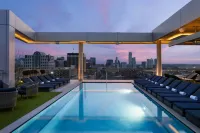 The Otis Hotel Austin, Autograph Collection - Kolam Atas Bumbung