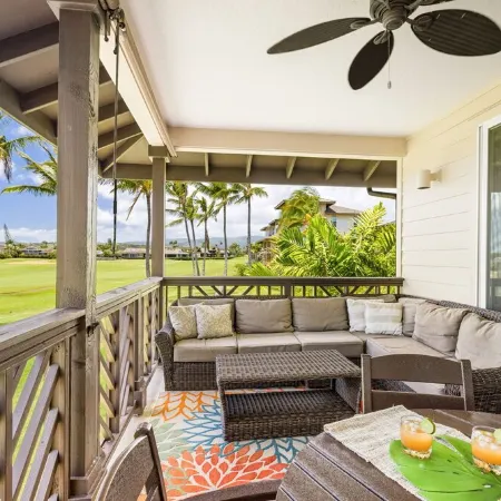 Luxury condo with central A/C and golf and ocean views