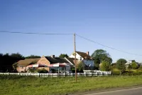 Premier Inn Luton South (M1, J9) - parking
