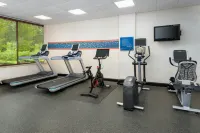 Hampton Inn Hartford-Airport - Gym