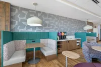 Home2 Suites by Hilton Dallas DeSoto - Parking