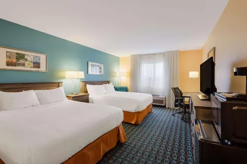 AmericInn by Wyndham Minot - Hot Tub