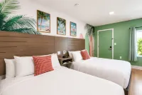 The Blu Boutique Motel - 2-Star