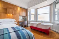 Drakes Hotel - Balcony