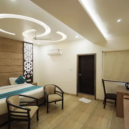 Hotel Shivoy Grand
