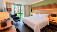 Holiday Inn SAN LUIS POTOSI-QUIJOTE by IHG - parking