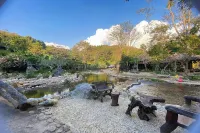 Tharnthong Lodge - pet friendly