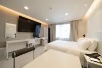 Road35 Hotel - واي فاي