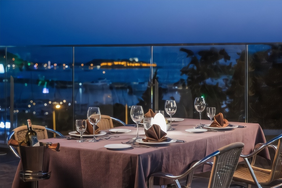 Marina Hotel & Suites Kusadasi