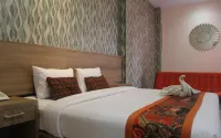 New d'Dhave Hotel Hotels near Minangkabau International Airport