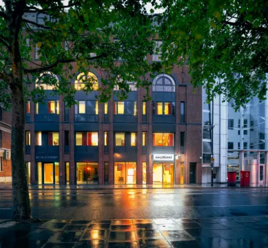 easyHotel London City Shoreditch Hotels near Sir William Wallace Memorial