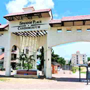 Spanish Place Central Pattaya Great Location for Nightlife Hotel Exterior