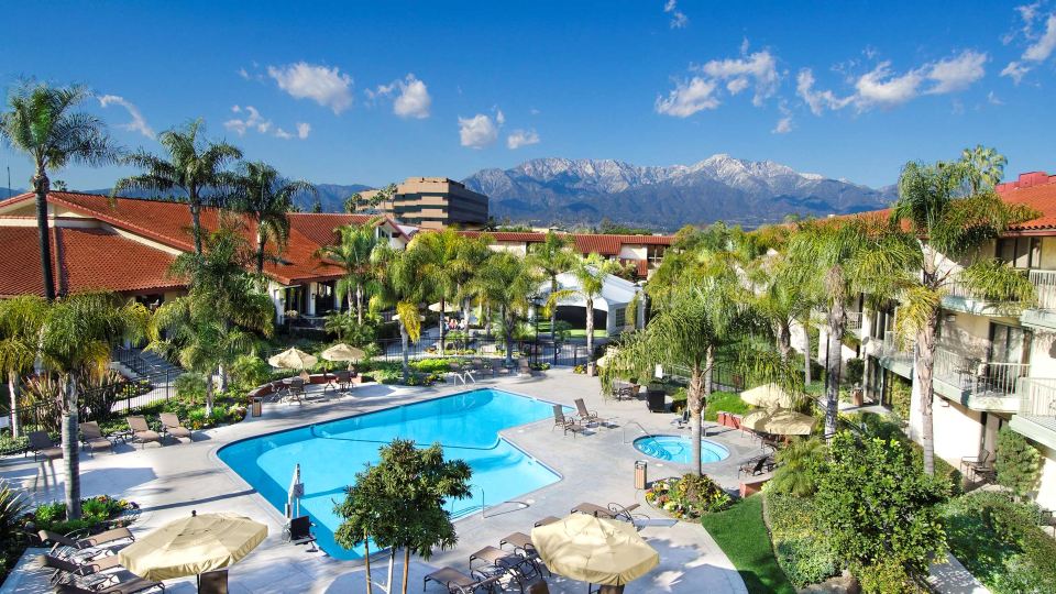 DoubleTree by Hilton Ontario Airport