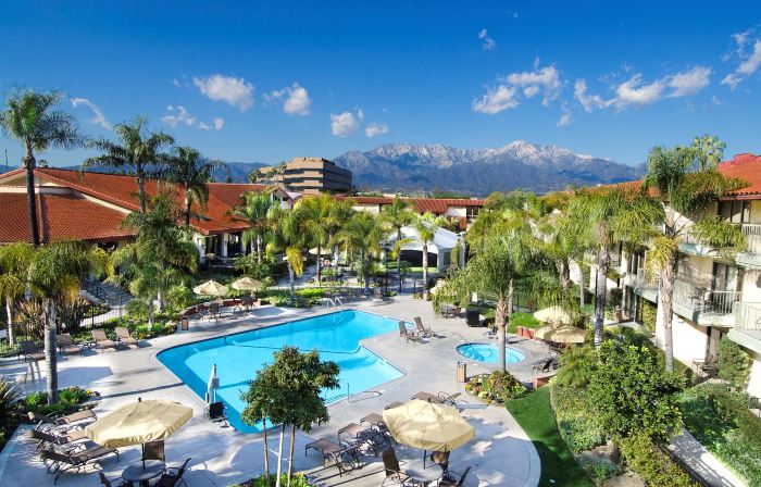 DoubleTree by Hilton Ontario Airport