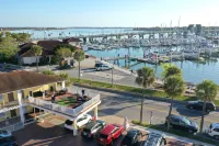 Historic Waterfront Marion Motor Lodge in Downtown St Augustine - Indah