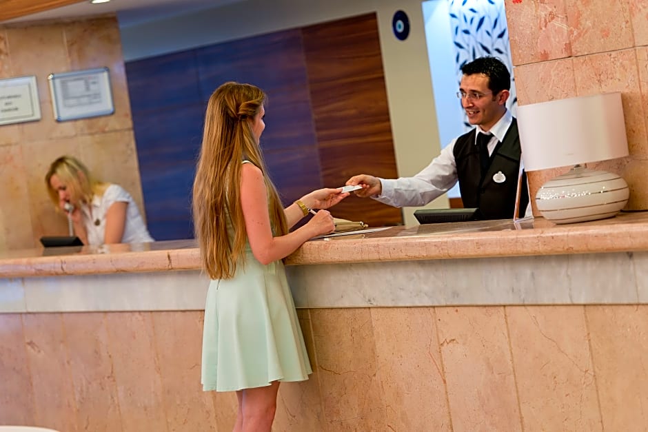 Seven Seas Hotel Life - Her Şey Dâhil (Seven Seas Hotel Life - All Inclusive)