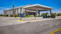 Motel 6 Lake Havasu, AZ - Lakeside Hotels in Lake Havasu City