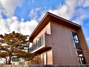 Tea Hot Spring House