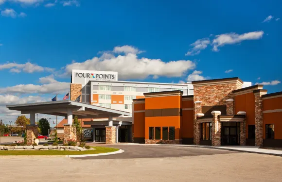 薩吉諾福朋喜來登酒店