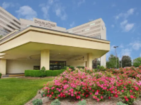 DoubleTree by Hilton Hotel Newark Airport Hotels in Newark