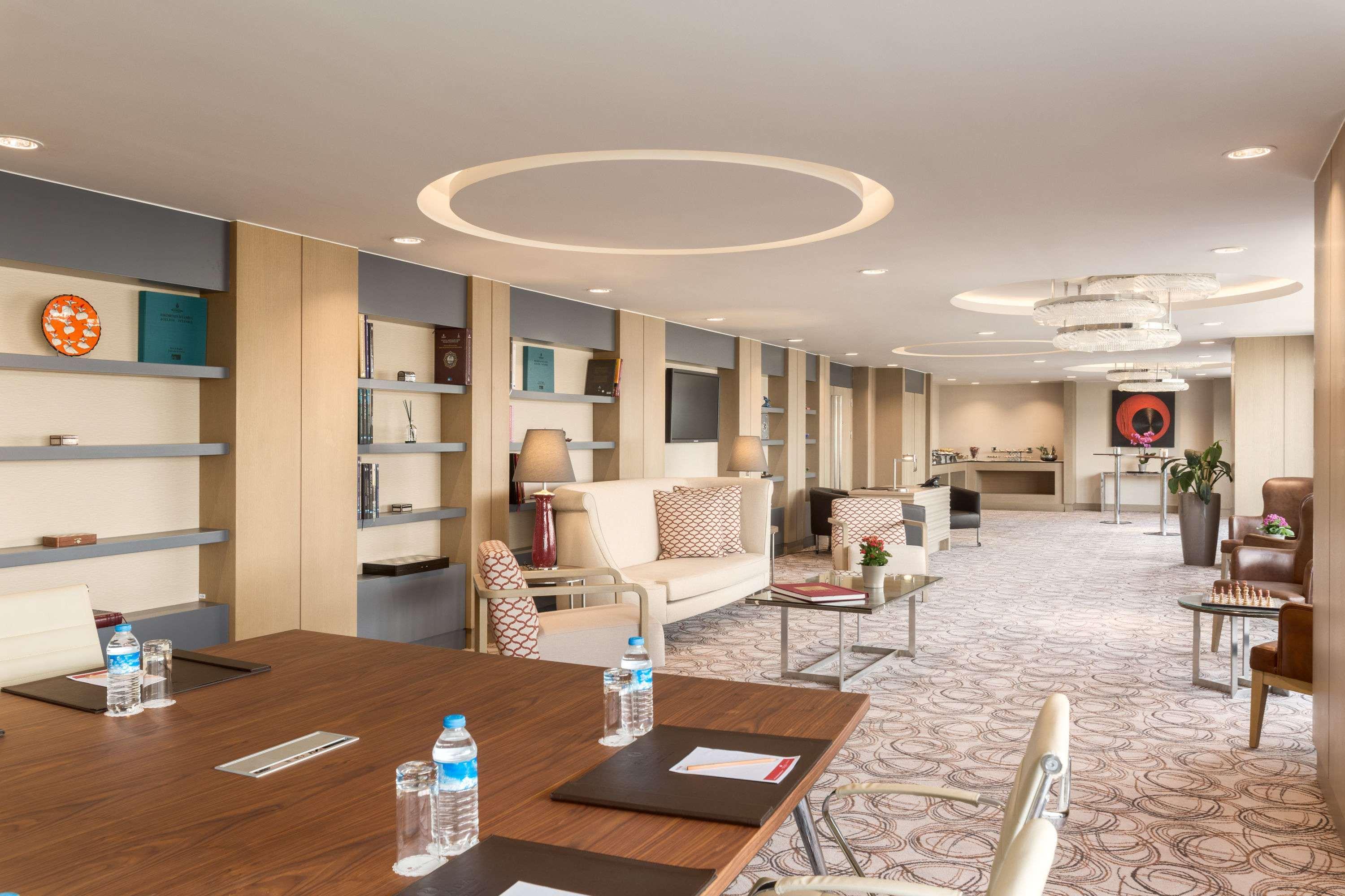 Ramada Plaza by Wyndham Istanbul Tekstilkent