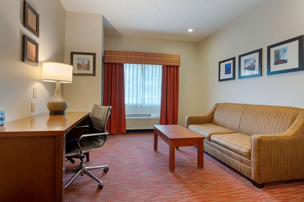 Comfort Suites Columbus