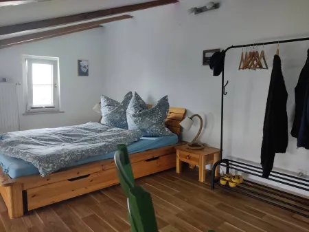 Between Chalk Cliffs and Harbor - Crampas 2