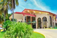 Club Kawama Hotels near Praia Meliã Internacional