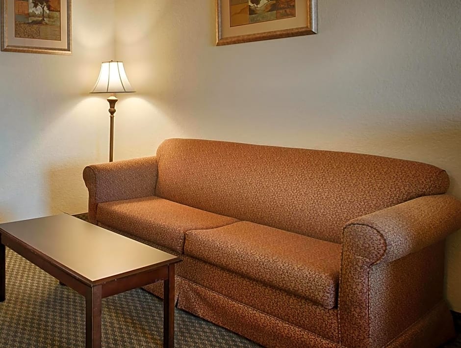 Best Western La Grange Inn & Suites