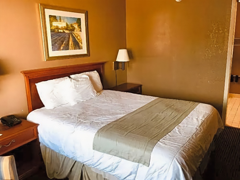 Americas Best Value Inn Laredo