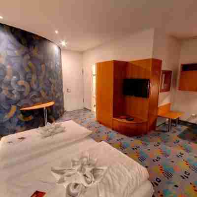 Business-Hotel Artes Rooms