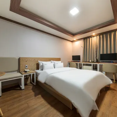 Cheonan Hotel Box Terminal Branch Hotels near Dankook University, Cheonan Campus