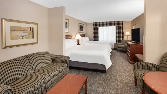 Holiday Inn Express & Suites Hampton South-Seabrook