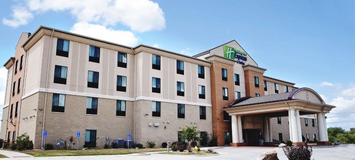 Holiday Inn Express & Suites URBANDALE DES MOINES by IHG Ξενοδοχεία στην πόλη Polk County