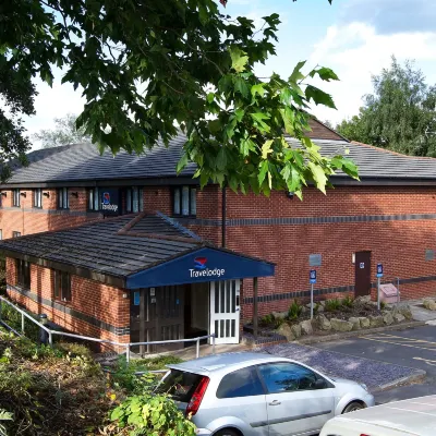 Travelodge Preston Chorley Hotels near Botany Bay