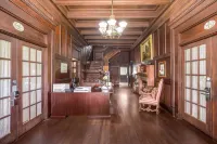 Coombs Inn & Suites Hotels in Apalachicola