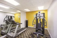 University Inn & Suites Berkeley - Gym